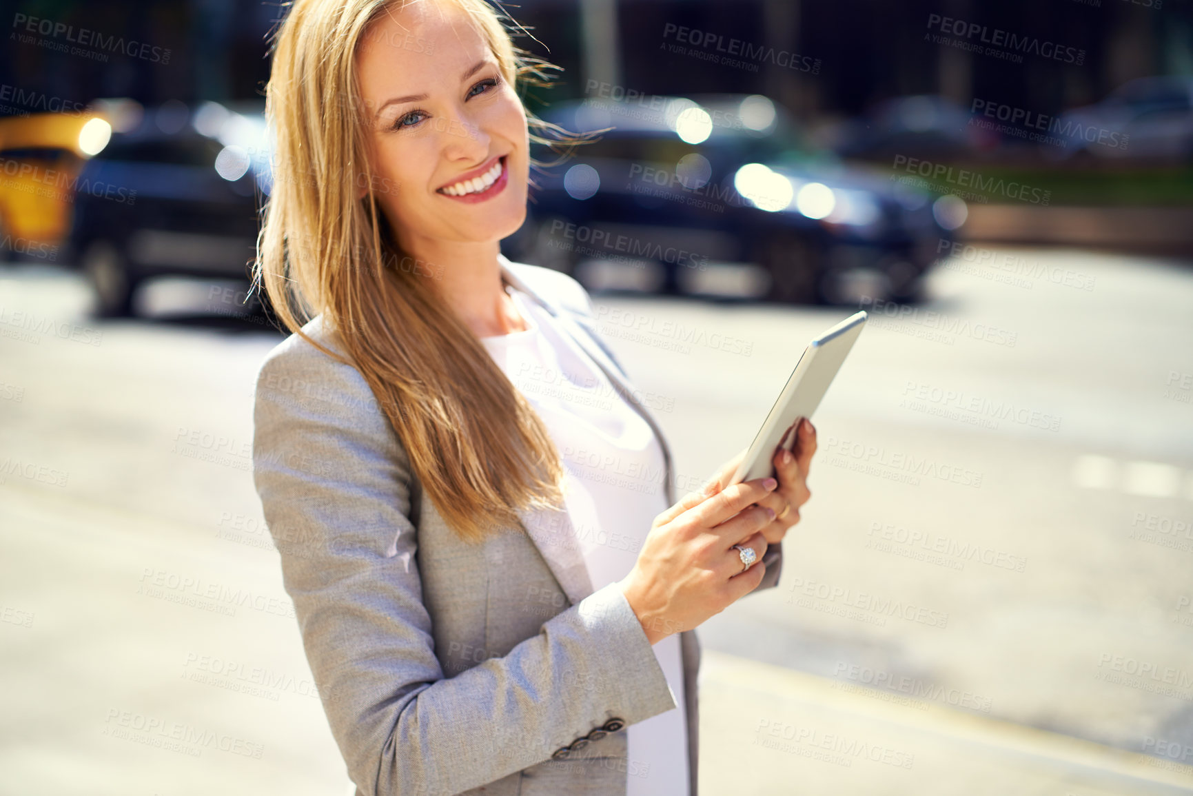 Buy stock photo Woman, portrait and tablet with city, commute and street with smile for travel startup. Entrepreneur, technology and working with cape town, urban and adventure blog for holiday review and journey
