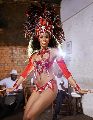 Buy stock photo Portrait, dance and carnival for Brazilian female performer, celebration and traditional festival. Dance, smile or samba for performance in Rio De Janeiro , costume or musical concert for Mardi Gras
