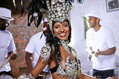 Buy stock photo Portrait, happy woman and dancing at carnival with band for performance, party or celebration. Face, samba and Brazilian person at music festival in feather costume, makeup and smile at concert event
