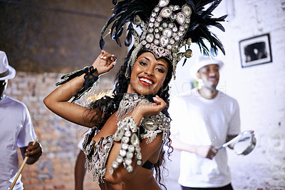 Buy stock photo Portrait, happy woman and dancer at carnival for performance with band at party for celebration. Face, samba or Brazilian person at music festival in feather costume, makeup or smile at concert event