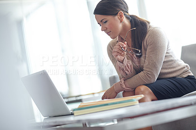 Buy stock photo Business, online reading and woman with laptop, thinking and connection with research, planning and app. Ideas, employee and consultant with pc, problem solving and compliance policy in modern office