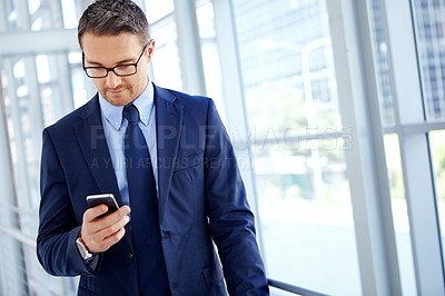 Buy stock photo Business man, corporate or search with phone for internet research, social media content or networking. Tech, travel or manager in airport on smartphone for social network, blog review or media app