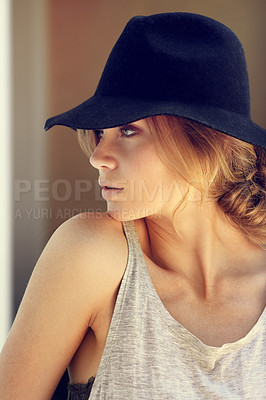 Buy stock photo Thinking, woman and fashion with hat outdoor for trendy outfit, casual clothes and retro of summer vacation. Girl, confident and accessories with cosmetics, travel ideas and vintage style of location