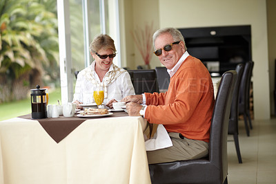 Buy stock photo Breakfast, portrait and senior couple in restaurant on romantic date together in on summer morning. Old man, happy woman and smile in luxury hospitality, fine dining and relax in cafe with sunglasses