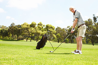 Buy stock photo Old man, thinking and golf course for sports, club and outdoor fitness for competition or games. Male person, tournament and precision for practice match on turf, exercise and challenge in retirement