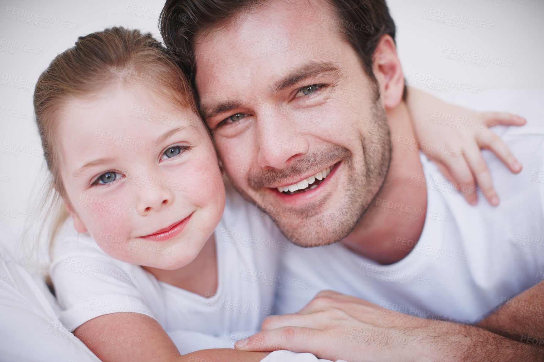 Buy stock photo Papa, child and hug for love in home, portrait and connect with kid for childhood relationship. Trust, bonding and happy for protection or security, support girl and weekend with father in bedroom