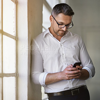 Buy stock photo Phone, business man and scroll on internet for communication, networking or research online. Mobile technology, typing and office worker or sales consultant reading email for news or budget report