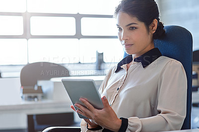 Buy stock photo Business woman, tablet and office with thinking, vision and planning at desk for schedule, calendar and goals. Young executive, mobile touchscreen tech and focus in workplace for ideas on digital app