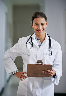 Buy stock photo Smile, woman and portrait of doctor with clipboard in hospital reading medical data or information. Happy, checklist and female healthcare worker with charts, notes or research in medicare clinic.