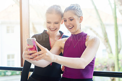 Buy stock photo Happy, selfie and friends at gym for workout together for fitness, healthy routine and exercise. Women, post and filming progress in training, class or mobile app for social media and photography