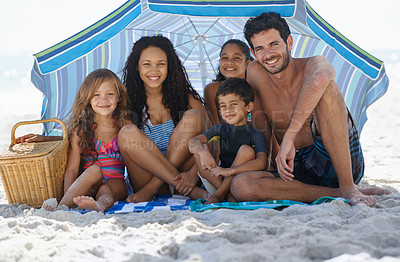 Buy stock photo Parents, kids and happy in portrait on beach, summer vacation with family, bonding and love. People outdoor, holiday in Brazil with sand and sun, fun with smile for travel and adventure together