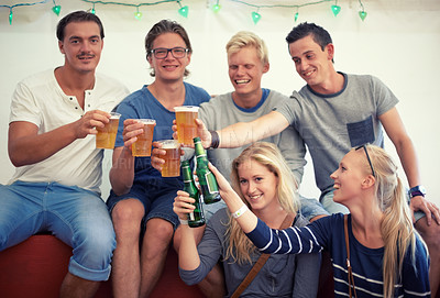 Buy stock photo Portrait, beer and group of friends cheers for party, celebration or happy adventure together. Smile, drinks and toast, men and women on vacation, relax and bonding with alcohol at holiday event.