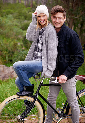 Buy stock photo Couple, portrait and park with retro bicycle on holiday, adventure and date with sustainable transport. Man, woman and vintage bike with smile for holiday with journey in woods, path or environment