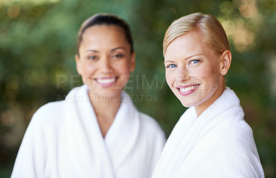 Buy stock photo Portrait, women and friends smile at spa for therapy, beauty and skincare treatment for wellness. Face, happy girls and salon to relax, luxury pamper or peace together at outdoor resort for health