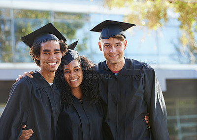 Buy stock photo Diversity, portrait and graduation with student for education, college success or achievement outdoor. Happy man, woman and friendship of scholar for university graduate, celebration and happiness.  