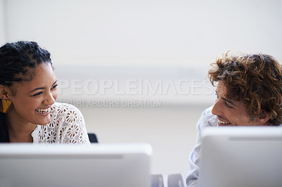 Buy stock photo Journalist, computer or happy people in office laughing working on digital business or research project. Woman, funny joke or employees copywriting on online blog reports or internet article with joy