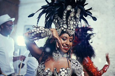 Buy stock photo Festival, carnival and dancer woman in samba with smile, music and party celebration in Brazil. Mardi gras, dancing or culture event costume with a young female person with happiness from performance