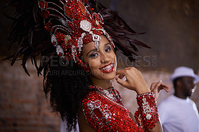 Buy stock photo Carnival, dancing and woman in portrait for event in Brazil, dancer with gemstone outfit and feather head gear outdoor. Music, samba and happiness for performance and culture with festival and talent