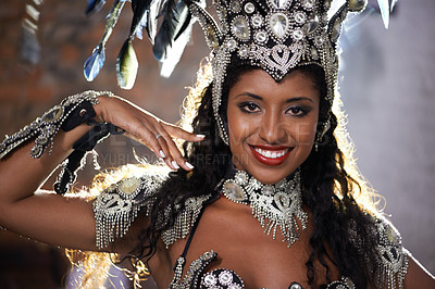 Buy stock photo Happy woman, portrait and samba dancer with costume for performance at carnival or festival. Face of female person or exotic performer with smile and cultural fashion for dancing or concert in Rio