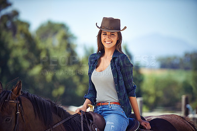 Buy stock photo Woman, portrait and horse or countryside nature as equestrian for adventure sport, training or cowboy hat. Female person, saddle and western exercise in Texas or ranch environment, outdoor or stable