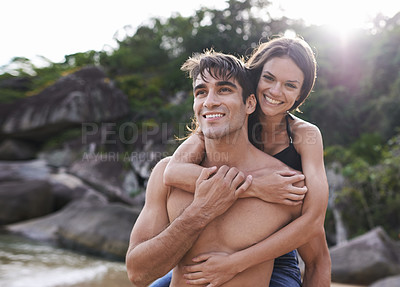 Buy stock photo Portrait, piggy back and couple on beach with travel, adventure and relax on summer island holiday. Ocean vacation, woman and man happy in nature on date together with smile, love and romance in Bali