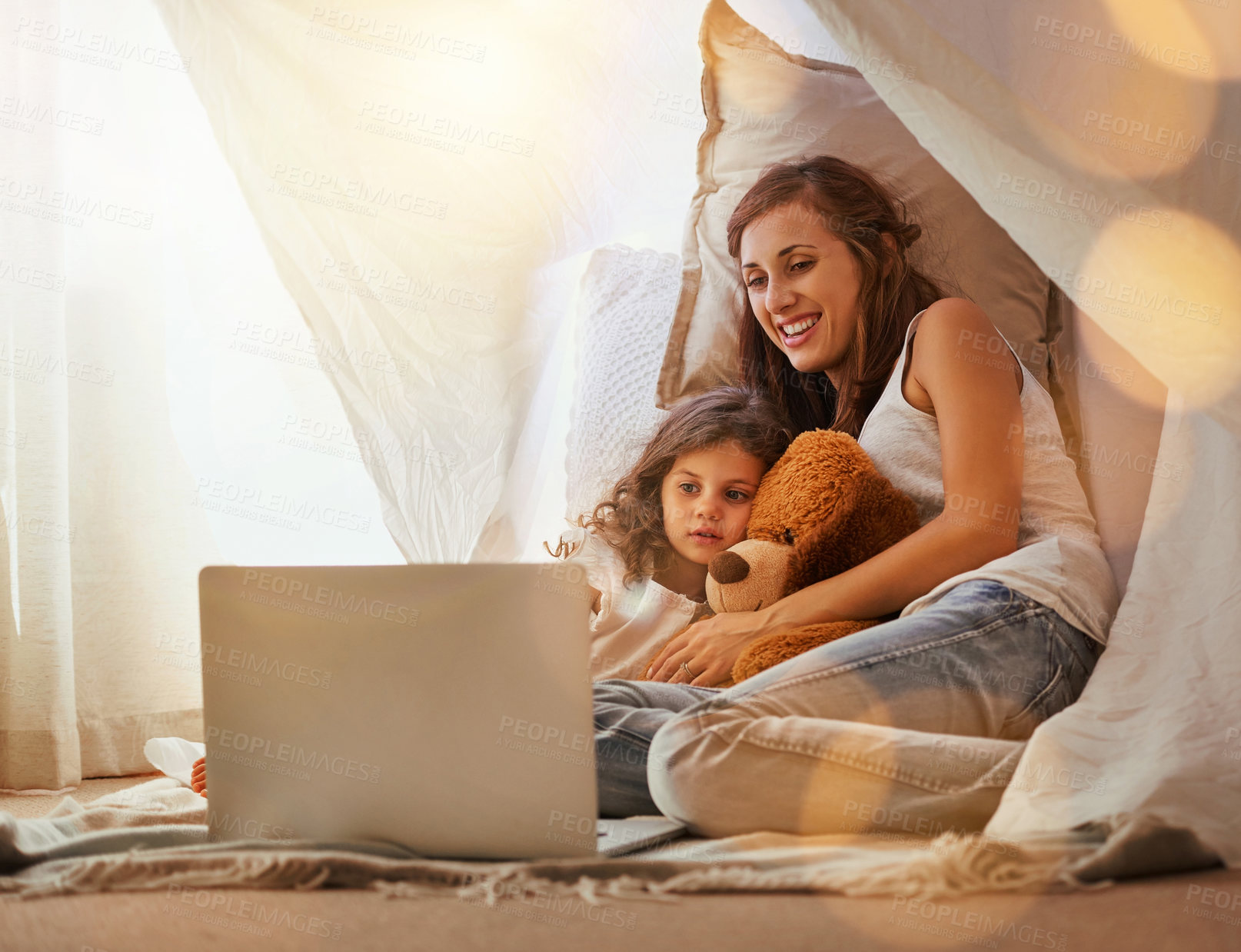 Buy stock photo Laptop, movie and mom with child in bedroom for watching cartoon, streaming show and videos. Family, fairy lights and mother with girl and teddy bear on computer for bonding, relax and love in home