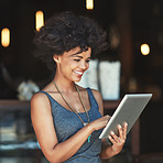 Managing her cafe with the handiest apps