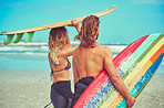 Chasing waves