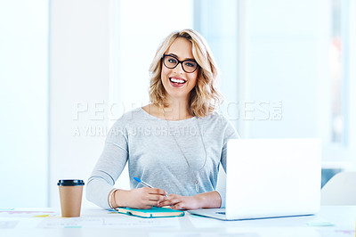 Buy stock photo Portrait, business woman and writing notes on laptop in startup for creative project, data or stats. Face, smile and social media manager in glasses with engagement analytics, research or info online