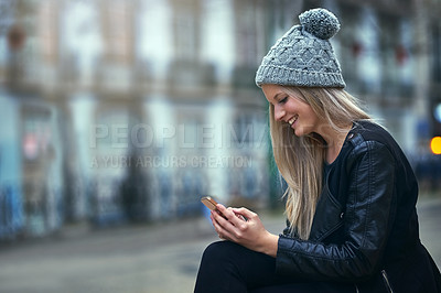 Buy stock photo Smile, city or woman with phone on social media, internet app or blogging for fashion tips. Urban town, texting or girl online to research cool clothes on mobile technology for trendy ideas or news