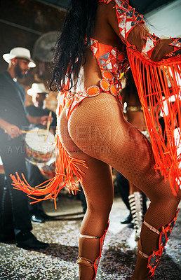 Buy stock photo Shot of a beautiful samba dancer performing in a carnival with her band