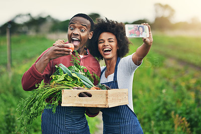 Buy stock photo Man, woman and excited for selfie with agriculture, profile picture for social media or startup. Black people, face photography and agro business with happiness, sustainable entrepreneur with food