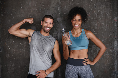 Buy stock photo Fitness, muscle flex and portrait of couple in city after workout, body builder training and exercise. Sports, water bottle and man and woman sweating after running for endurance, wellness and energy