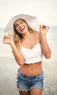 Buy stock photo Beach, smile and portrait of woman with pineapple on holiday for tropical, vacation or and nutrition. Summer, happy and person with fruit in star shape by ocean for travel, diet and health in Bali