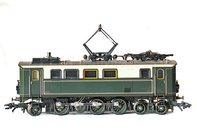 Old model trains - streetcar