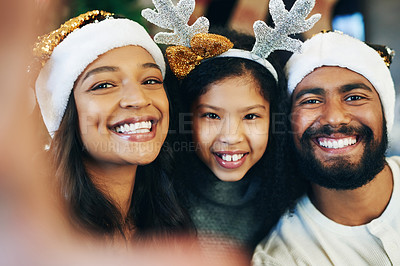 Buy stock photo Selfie, family and celebrate christmas portrait together for love, holiday celebration and happiness. Smile, happy and quality time for xmas festive vacation, bonding and affection in family home
