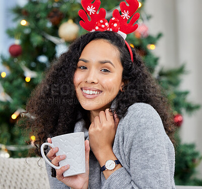 Buy stock photo Woman, portrait and Christmas in home with coffee cup for winter break or festive season, tree or hot chocolate. Female person, face and warm drink in apartment for cozy vacation, holiday or relax