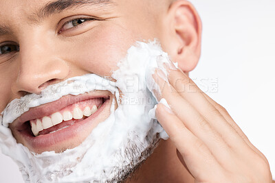 Making a shaving cream beard