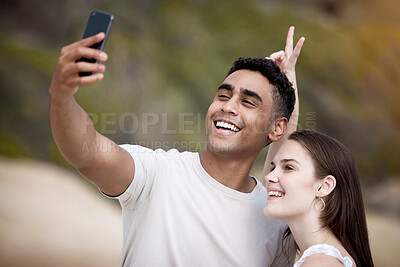 Buy stock photo Beach, selfie and couple with vacation, love and happiness with weekend break, holiday and summer. Outdoor, seaside and man with woman, memory and profile picture with adventure, journey or honeymoon