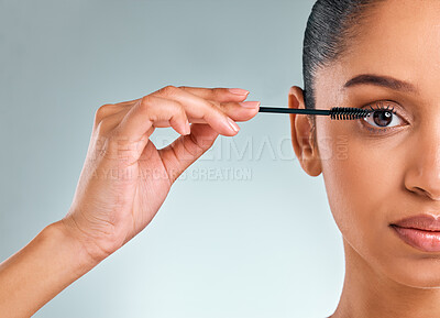 Ask me about magic and I\'ll show you my mascara
