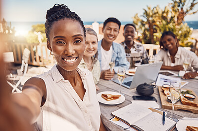 Buy stock photo Brunch, selfie and friends at a beach restaurant after successful teamwork and business collaboration. Wine, champagne glasses on lunch table and happy global marketing group celebrate in luxury