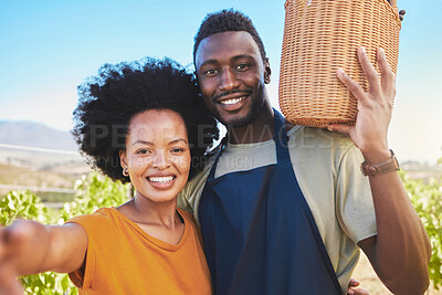 Buy stock photo Fruit farmer selfie, environment harvest or agriculture vineyard worker couple on countryside nature garden field. Smile portrait of happy people with sustainability growth for food or wine industry