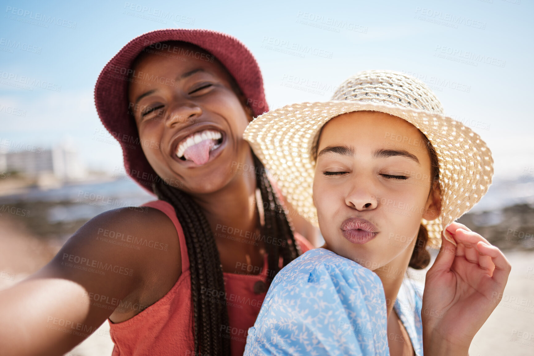 Buy stock photo Happy, beach and friends with women and selfie for social media, summer and holiday. Travel, vacation and smile with woman and photography by the sea on phone camera for lifestyle, happiness and sun