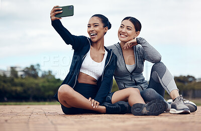 Buy stock photo Selfie, women and friends outdoor for training, exercise and fitness for health, workout and wellness. Female trainers, healthy girls or with smartphone outside warm up, smile or relax in sportswear 