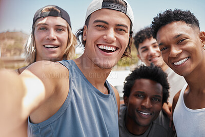 Buy stock photo Summer, students and happy selfie with friends together on outdoor holiday break adventure. Gen Z, smile and happiness in interracial friendship with men enjoying vacation in Los Angeles.
