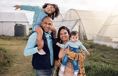 Buy stock photo Farmer family in portrait in countryside, happy people with agriculture and farm, mom and dad with children outdoor. Happiness, peace and sustainability, parents and kids farming together with agro