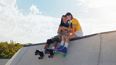 Buy stock photo Roller skate, smartphone and black man with woman, outdoor and conversation after training, relax and rest. Skaters, male and female with cellphone, talking and connection for social media and happy 
