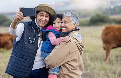 Buy stock photo Farm, selfie and grandparents with girl in countryside for holiday, vacation and adventure on grass field. Smile, family and happy child with grandma for quality time on ranch, nature and farming