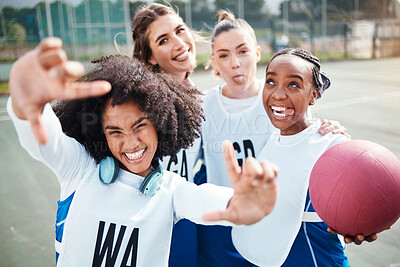Buy stock photo Selfie, frame and a woman netball team having fun on a court outdoor together for fitness or training. Portrait, sports and funny with a group of athlete friends posing for a photograph outside
