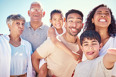 Buy stock photo Big family, crazy portrait of grandparents and kids with mom, dad and smile, happy bonding together on ocean vacation. Sun, fun and happiness for generations of men and women with children on holiday
